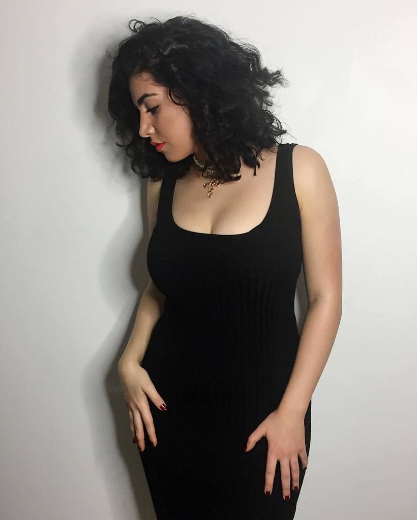 lola_ameri nude photo 11