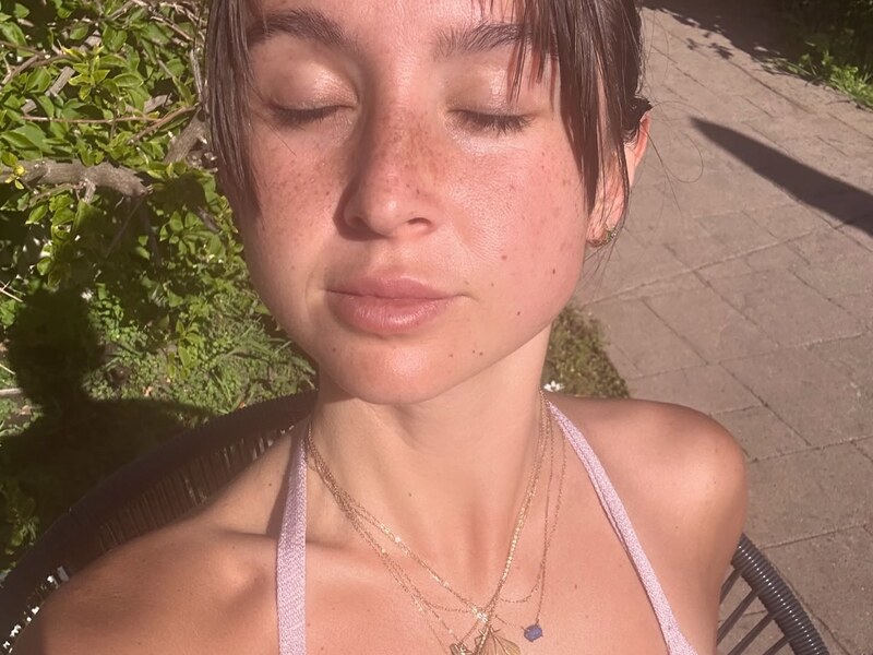 Lolaastevens nude photo 3