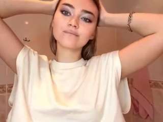Lonadejonge nude photo 3