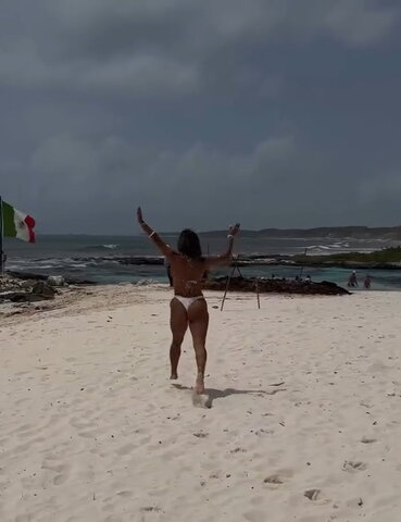 Lorelaih2os nude photo 2