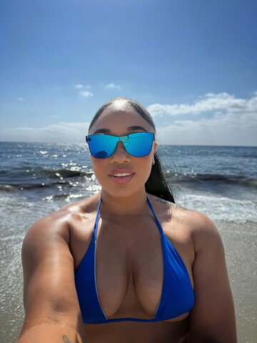 Lorraine_sd nude photo 4