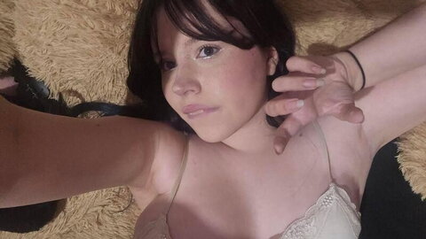 Loserbunni nude photo 1