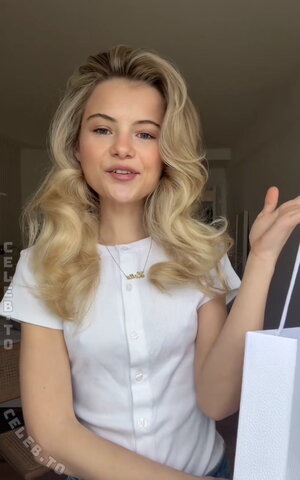 Lotta Emilie Stichler nude photo 20
