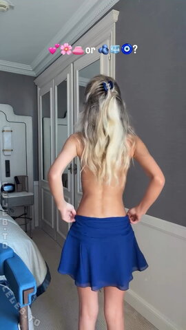 Lotta Emilie Stichler – Now please turn around once 🤩😛