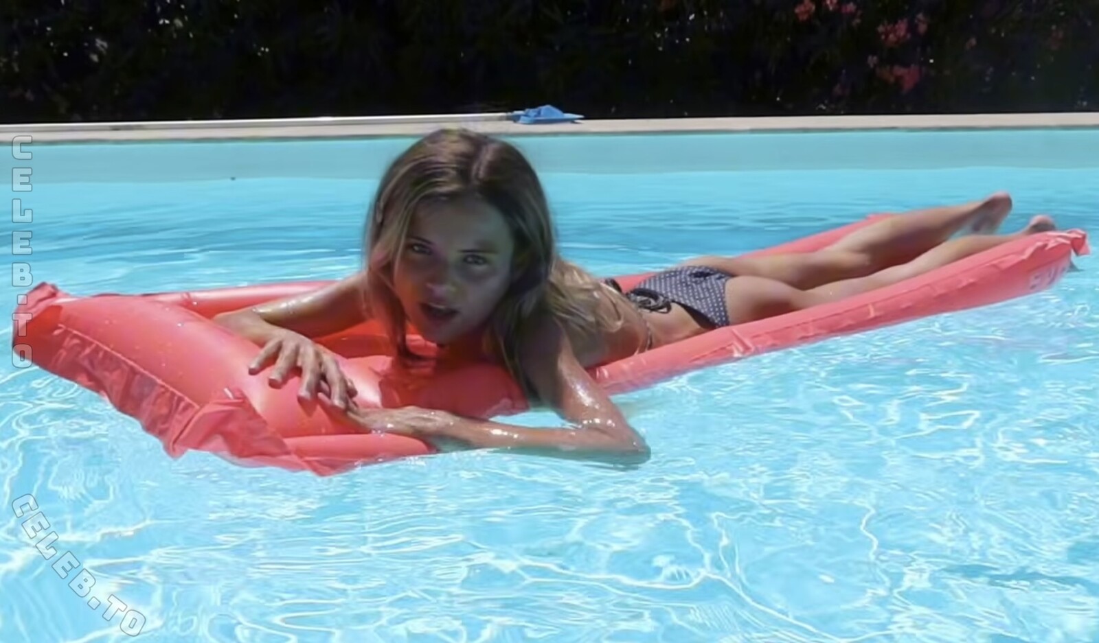 Lotta Emilie Stichler nude photo 8