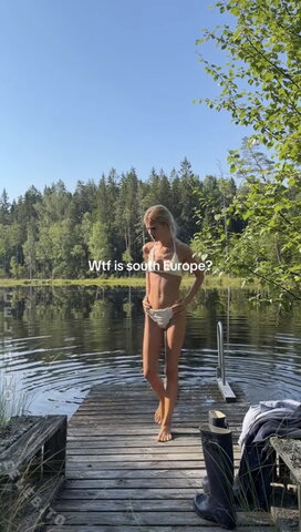 Lotta Emilie Stichler – Video with bikini