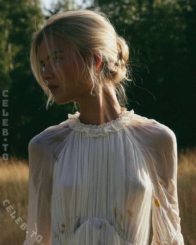 Lotta Emilie Stichler nude photo 16