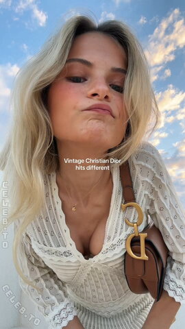 Lotta Emilie Stichler – From new TikTok