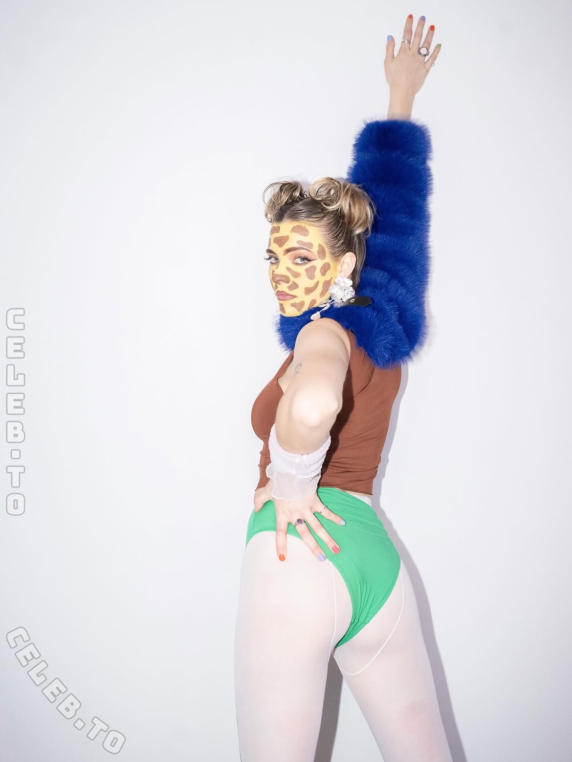 Lotta Kummer nude photo 6