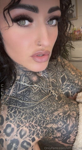 Lottchen_ink nude photo 5
