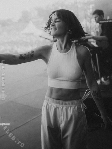 LOTTE (musikvonlotte) nude