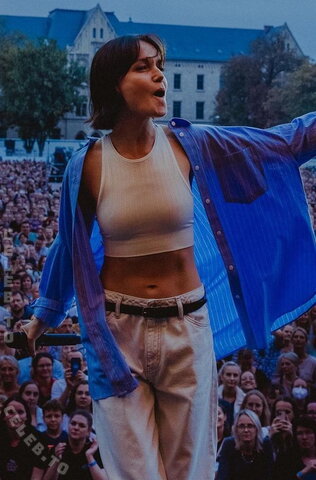 LOTTE (musikvonlotte) nude