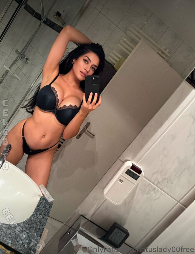 lotuslady00 nude photo 6