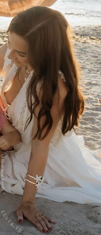 Loubeyou – One of her newer pictures