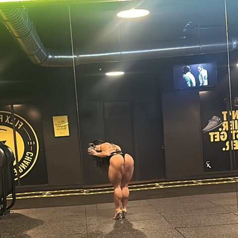 Louise Whyte nude photo 3