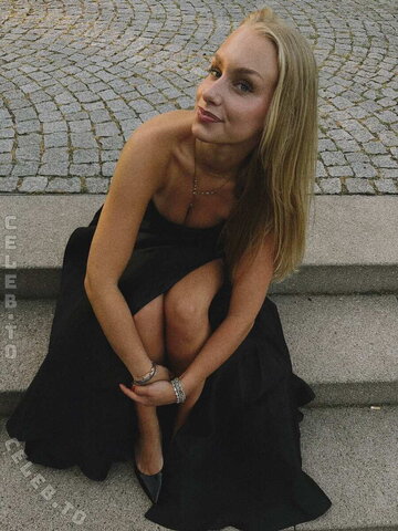 loulou_fbl nude photo 14