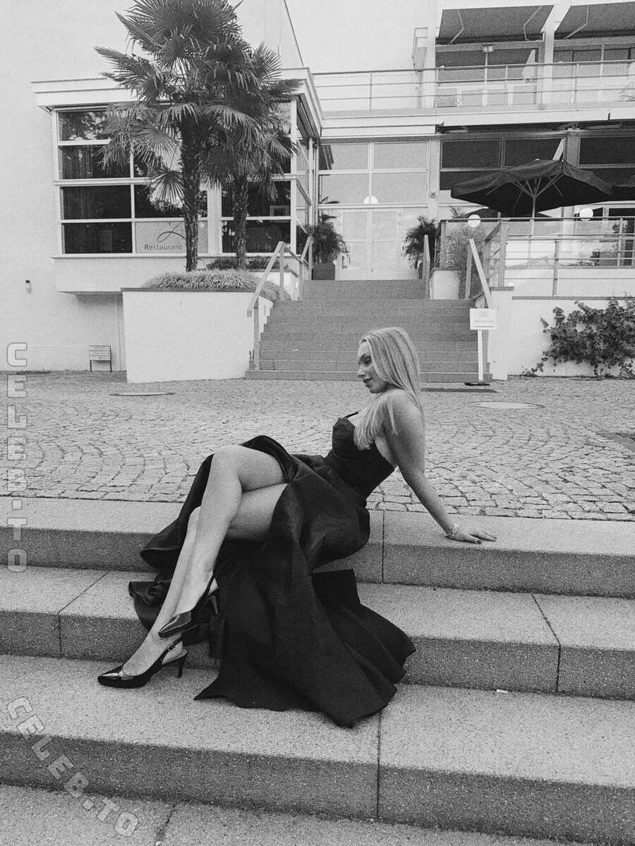 loulou_fbl nude photo 4