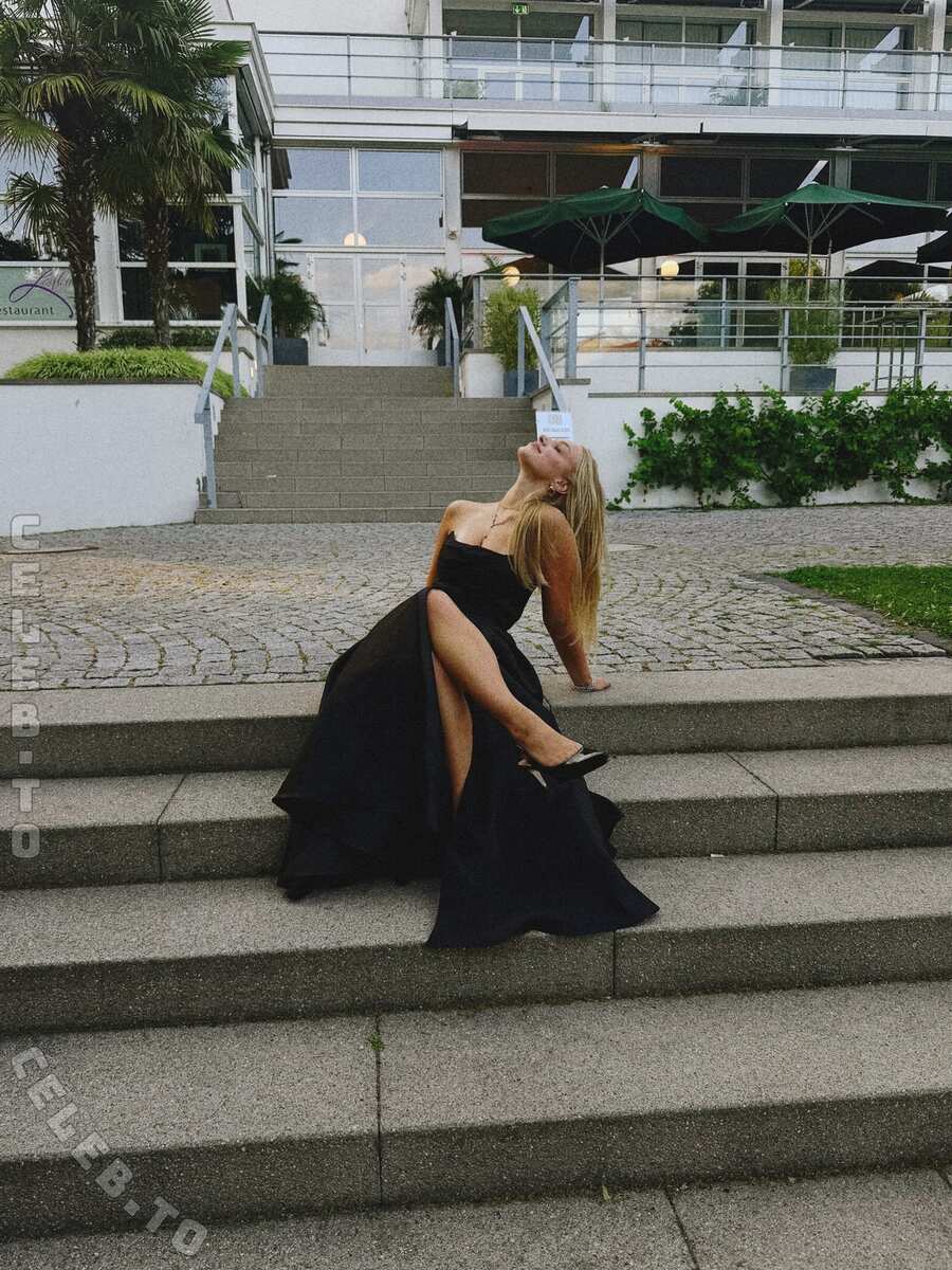 loulou_fbl nude photo 6