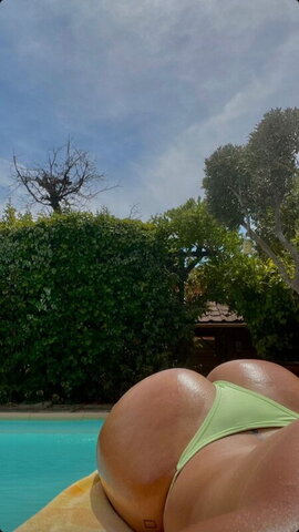 LouMrcsl nude photo 3