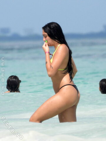 Lourdes Maria Ciccone Leon nude photo 43