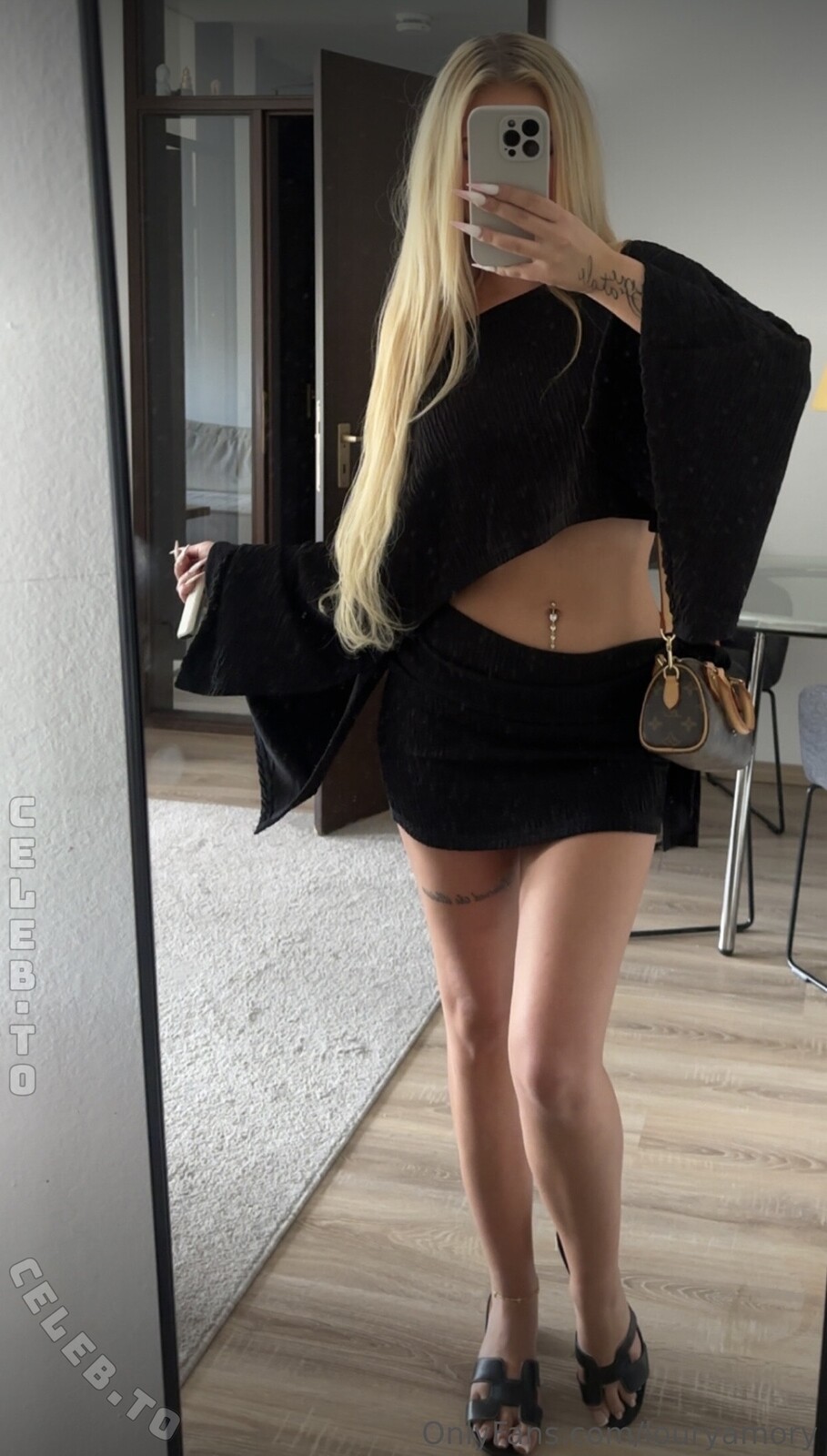 louryamory nude photo 1