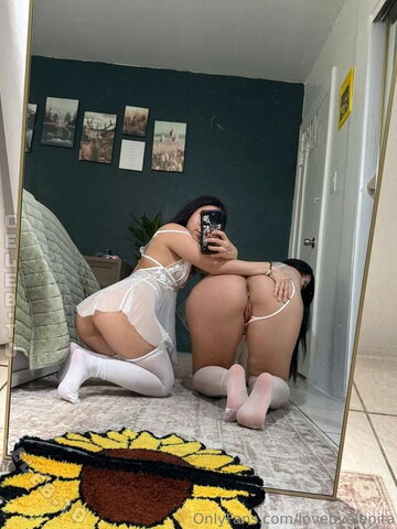 lovebyelenita nude photo 26