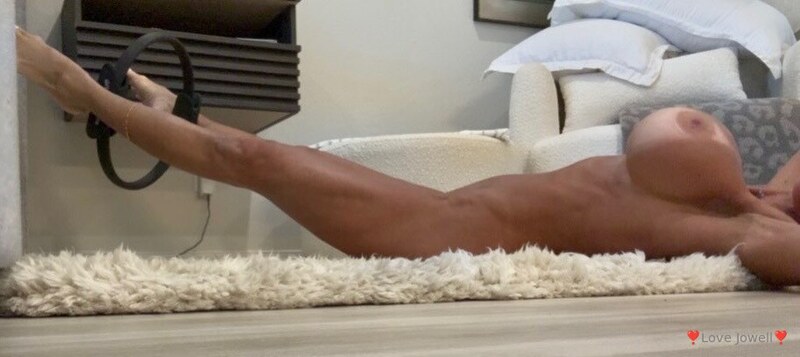 Lovejowell nude photo 8