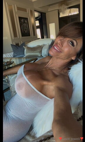 Lovejowell nude photo 7