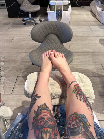 lovelesssuicide nude photo 17