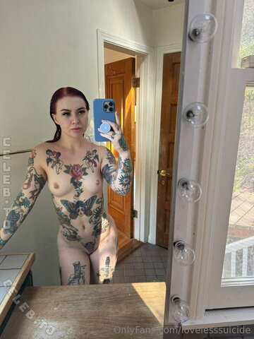 lovelesssuicide nude photo 16