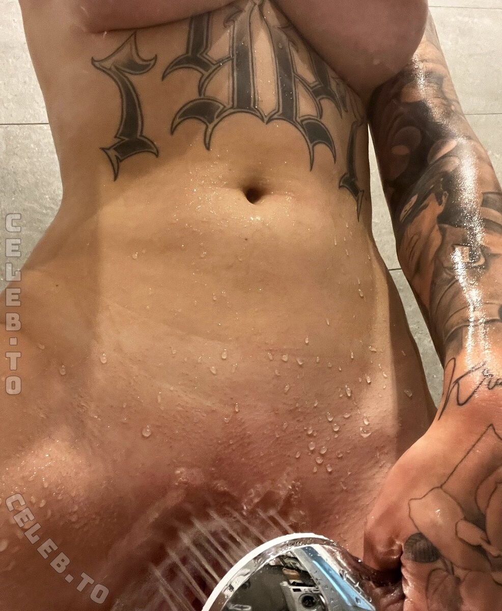 Lovelylou.tat nude photo 2