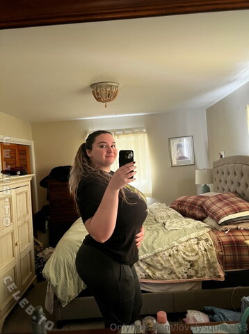 lovelysquirrel33 nude photo 14