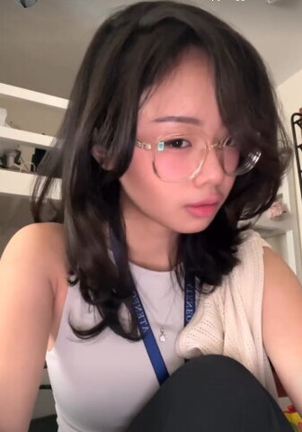 lqraine loraine nude photo 1