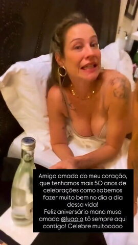 Luana Piovani nude photo 8