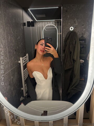 Luana.Hoffmann nude photo 24