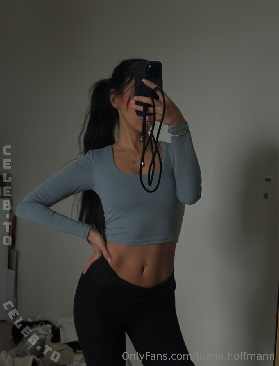 Luana.Hoffmann nude photo 2