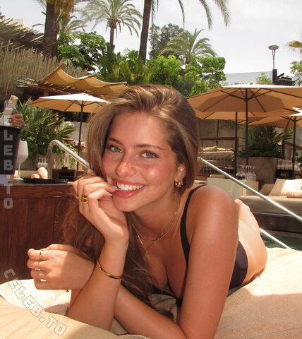 Lucia Ferrato Sexy (8 photos)