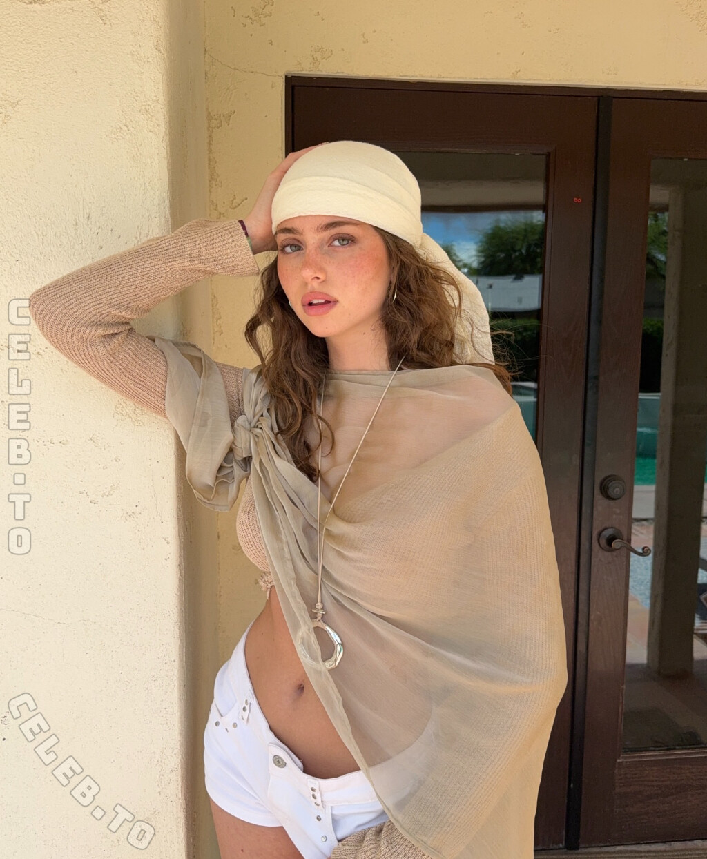 Lucia Ferrato nude photo 3