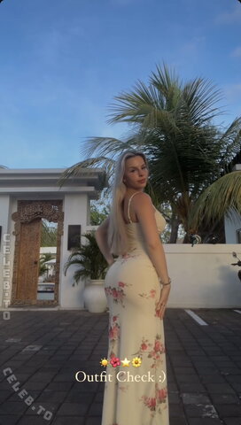Lucia Leona nude photo 19