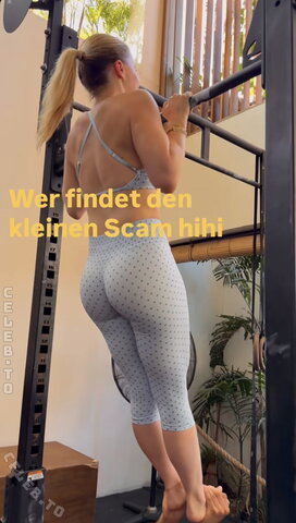 Lucia Leona Hot (1 photo)