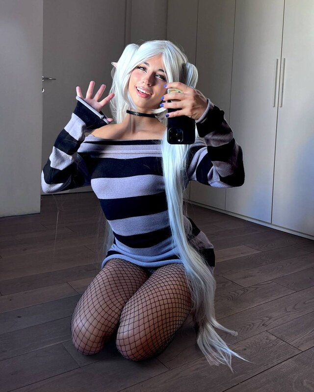 Lucrelisa nude photo 4