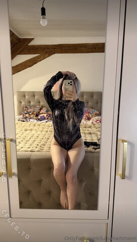 Lucy Müller – Spider Mommy 🕷️