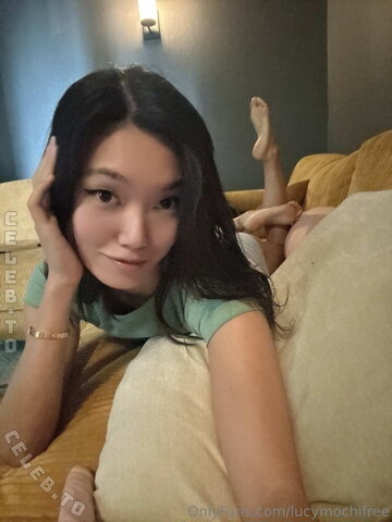 Lucy Mochi photo 5