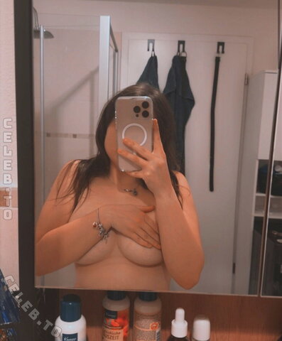 Lucyrush.official nude photo 3