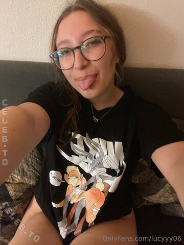 Lucyyy06 nude photo 42