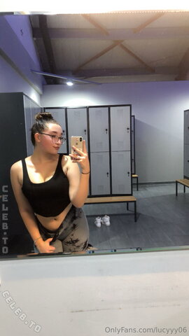 Lucyyy06 nude photo 60