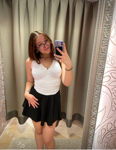 Lucyyy06 photo 1