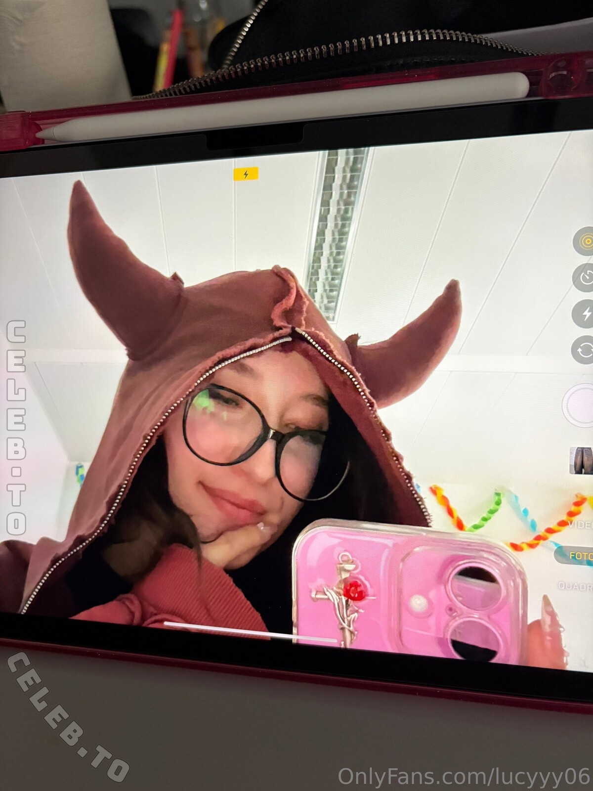 Lucyyy06 nude photo 1