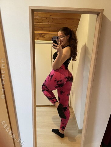 Lucyyy06 photo 1