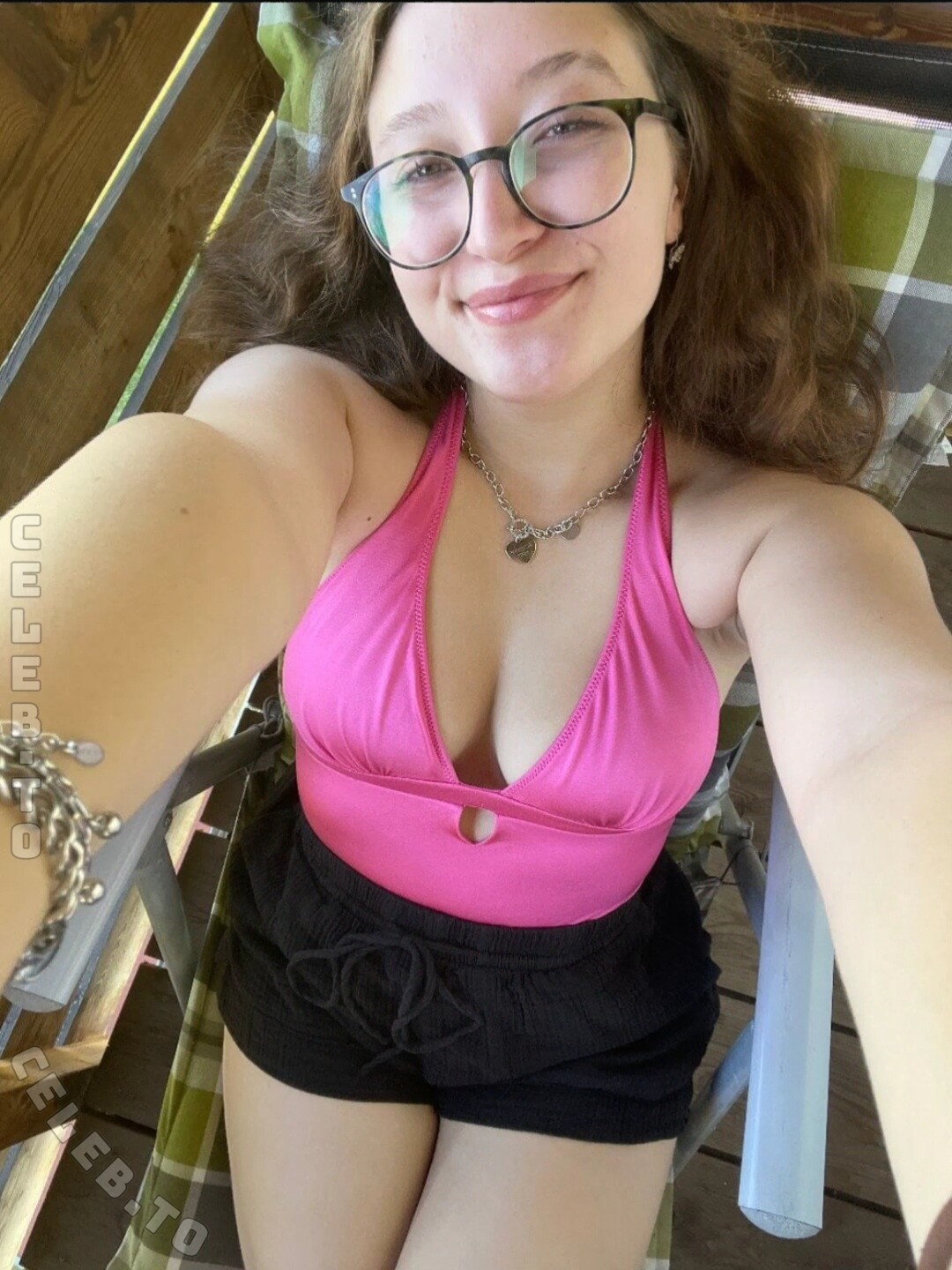 Lucyyy06 nude photo 4
